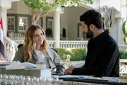 Ellie Bishop (Emily Wickersham, l.) und Nasser Al-Kamal (Daniel Peera, r.)