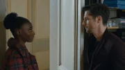 Flora (Suzy Bemba) fühlt sich hintergangen. Sie konfrontiert Sébastien (Raphaël Personnaz) und erfährt, wie ihre Chancen, eine Ballerina zu werden, wirklich stehen.