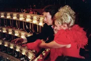 Peter Fröhlich (Erwin Schoitl), Brigitte Neumeister (Frau Turecek).