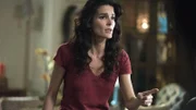 Eine Frau bricht im Gewühl um die besten Schnäppchen eines Elektromarktes plötzlich tot zusammen. Wie sich herausstellt, wurde sie erstochen. Gelingt es Jane Rizzoli (Angie Harmon), den täter dingfest zu machen?