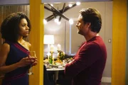 Wird Riggs (Martin Henderson, r.) einem Date mit Maggie (Kelly McCreary, r.) zustimmen?