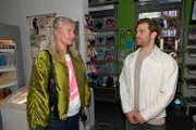 Zwischen Maren (Eva Mona Rodekirchen) und Julian (Onno Buß) scheint die Chemie noch zu stimmen.
