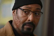 Alec Mercer (Jesse L. Martin)