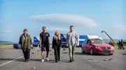 Sie haben die brutale Massenkarambolage schockiert, aber unverletzt überlebt, obwohl sie am Steuer saßen: In Pilotfahrzeugen, von denen aus die Crash-Autos ferngesteuert gefahren wurden.