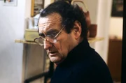 Walter Schultheiß as Eugen Köberle.