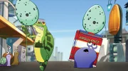 Gecko and Turbo into a race with eggs