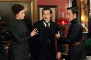 v.l. Clara Thorn (Sarah Power), Nicholas Jenkins (Craig Olejnik) und Constable George Crabtree (Jonny Harris)