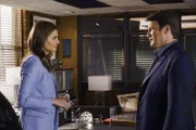 Sie müssen in die feine Gesellschaft New Yorks eintauchen, um einen brutalen Mord aufzuklären: Castle (Nathan Fillion, r.) und Beckett (Stana Katic, l.) ...