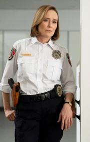 LAW & ORDER: ORGANIZED CRIME -- "Beyond the Sea" Episode 406 -- Pictured:  Jennifer Ehle as Captain Meredith Bonner