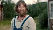 Petrus (Magnus Krepper) hält die Kommune zusammen.