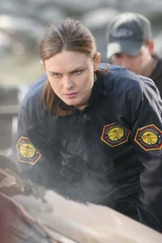 Dr. Brennan (Emily Deschanel)