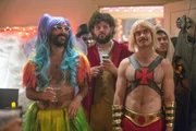 (v.l.n.r.) Frankie J. Alvarez als Agustín Lanuez, Daniel Franzese als Eddie, Murray Bartlett als Dom Basaluzzo