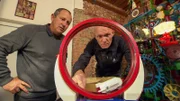 Franz Gsellmann junior mit einem Zusatz für seine Weltmaschine.