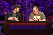 Rateteam-Kapitän Elton (r.) mit dem Sänger Luca Hänni (l.).