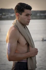 Yossarian (Christopher Abbott)