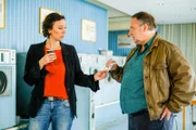 Angelika Schnell (Ursula Strauss), Franitschek (Wolf Bachofner)