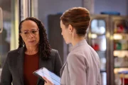 CHICAGO MED -- "Poster Child" Episode 1016 -- Pictured: (l-r) S. Epatha Merkerson as Sharon Goodwin, Sarah Ramos as Dr. Caitlin Lenox -- (Photo by: George Burns Jr/NBC)