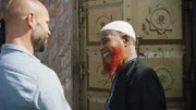 Jesse Morton mit seinem Freund Ali vor einer Moschee in Brooklyn.