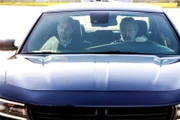 Timothy McGee (Sean Murray, l.); Alden Parker (Gary Cole, r.)