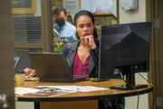 Sheryll Barnes (Roxy Sternberg)