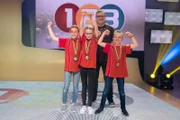 Das Rateteam aus Vaduz/Liechtenstein mit Elton.
