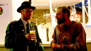 Daniel Tautz (r.) mit Lukas vom Schützenverein auf dem Maifest Barleben.