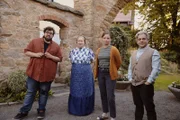 Straight Outta Crostwitz MDR-Streaming-Mini-Serie im Rahmen der MDR-Streaming-Offensive ÑMein Schwein pfeift v.l.n.r. Steven Preisner, Janina Brankatschk, Jasna Fritzi Bauer, Volker Zack
