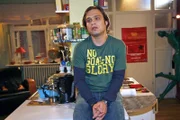 Bruno (Tim Sander) sinniert wieder einmal über das Leben und sein Schicksal.