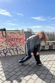 Lottie tanzt in Belleville, der Wiege des Pariser Hip-Hop.