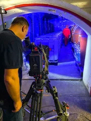 Dreharbeiten in der Destillerie Bauer.