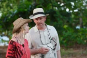 Hannah Tointon (Susie), Peter Davison (Arnold Finch).