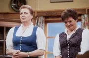 Second from the left:Vroni (Barbara Kutzer )