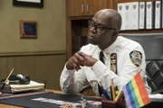 Captain Ray Holt (André Braugher)