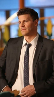 Nach dem Mord an einem beliebten Kinder-TV-Star ermitteln Booth (David Boreanaz) und Brennan hinter den Kulissen der Fernsehshow.