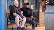 Zak Bagans (r.)
