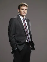 Dr. James Wilson (Robert Sean Leonard)