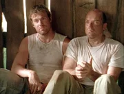 Daniel (Michael Shanks, li.) und Dr. Lee (Bill Dow, re.) werden im Dschungel von Honduras entf¸hrt...