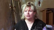 Friseurmeisterin Sabine (43) findet endlich ihr Traumhaus, in dem sie wohnen und arbeiten will: einen alten Gasthof mit 300qm Wohnfläche