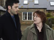 Joe Ashworth (David Leon, l.); Vera Stanhope (Brenda Blethyn, r.)