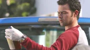 Tim Speedle (Rory Cochrane) und seine Kollegen gehen zurück zum Tatort, um herauszufinden, auf welche Weise dem Tänzer das Gift verabreicht wurde.