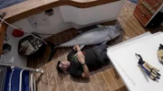 Robert fängt mit Freunden von Opa Reinhold einen 170 kg schweren Thunfisch und dann fallen auf einmal die Motoren bei der Überfahrt nach Ibiza aus.