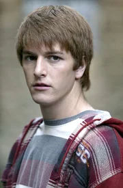 Caleb Rowe (Charles Williamson).