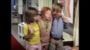 Ist der "Spunk" die schwere Krankheit, von der sich Pippi (Inger Nilsson, M.) plötzlich befallen glaubt?