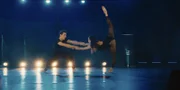 Selbst Valentin (Adrien Dewitte) und seine Partnerin Roxanne (Philippine Flahault) kommen während des Turniers an ihre Grenzen. Im großen Finale muss Valentin alles auf eine Karte setzen.