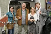 Bei einer Wohnungsbesichtigung haben  Miriam Stockl und  Marie Hofer eine Leiche gefunden. Die Kommissare Korbinian Hofer  und Sven Hansen haben  einen ersten Verdacht.  (Marisa Burger, Joseph Hannesschläger, Karin Thaler, Igor Jeftic),