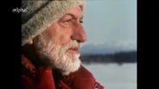 Horst Kliem, Abenteurer, 73 Jahre alt, überwintert im Zelt im Yukon-Territorium, um eine im Jahr zuvor ausgewilderte Bison-Herde zu filmen.