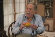 Albert 'Pops' Solomon (George Segal)