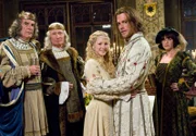 Von links: König August (Hubert Mulzer), König Ottokar (Arthur Brauss), Prinzessin Isabella (Jasmin Schwiers), Prinz Richard (Ken Duken), Maximiliane (Felicitas Woll).