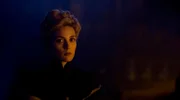 Meg Steinheil (Evelyne Brochu)