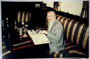 Der Fälscher Konrad Kujau auf Gerd Heidemanns Jacht „Carin II“, ehemals im Besitz von Hermann Göring, Gerd Heidemann. Der Fälscher Konrad Kujau auf Gerd Heidemanns Jacht „Carin II“, ehemals im Besitz von Hermann Göring, Gerd Heidemann.
